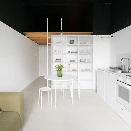 Stylish With A View Of Blue Church شقة